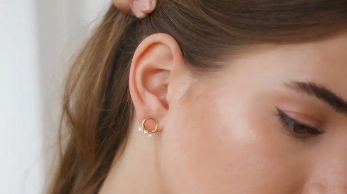 11 Arti Mimpi Tentang Anting Menurut Primbon Jawa, Ini Pesan yang Disampaikan Pada Anda!
