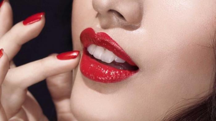 Arti kedutan di bibir kiri bawah menurut Primbon Jawa