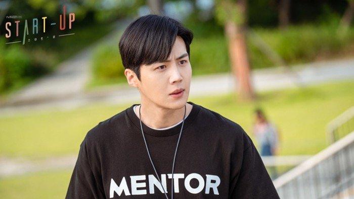 Han Ji Pyeong (diperankan oleh Kim Seon Ho)