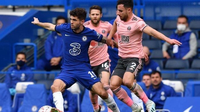 Christian Pulisic dan George Baldock di perempat final Piala FA Chelsea vs Sheffield United di Stamford Bridge di London pada 21 Maret 2021.