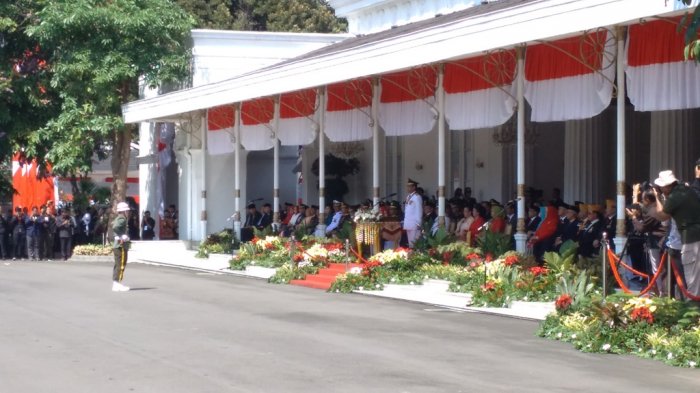 Upacara Hari Peringatan Kemerdekaan ke-72 Republik Indonesia di Istana Negara Yogyakarta atau Gedung Agung, Kamis (17/7/2017).