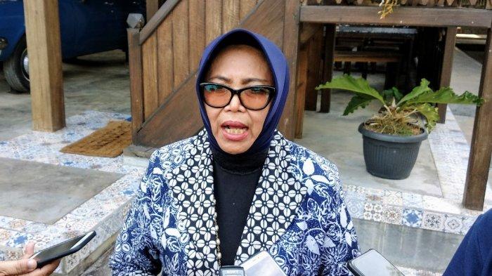 Desakan dari arus bawah lebih menginginkan Golkar mendukung Sri Muslimatun, yakni Wakil Bupati Sleman periode 2016-2021, di Pilkada 2024 Kabupaten Sleman