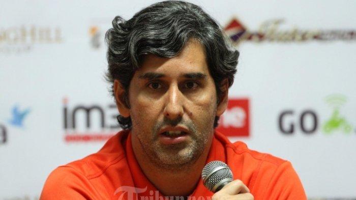 ALASAN TECO - Stefano Cugurra alias Teco saat masih jadi Pelatih Persija, dalam jumpa pers Pre Match Go-Jek Traveloka Liga 1 di Stadion Patriot, Bekasi, Sabtu (15/7/2017). Dengan dipermalukannya Bali United besutan Teco oleh PSBS Biak di Liga 1, memastikan Serdadu Tridatu gagal dekati Persija Jakarta di klasemen sementara Liga 1.