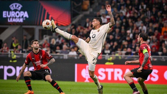 Kapten AS Roma, Lorenzo Pellegrini pada leg pertama babak perempat final Liga Europa melawan AC Milan