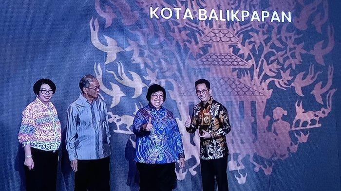 Kota Balikpapan, Kalimantan Timur berhasil meraih Piala Penghargaan Adipura Kencana 2022 dalam kategori Kota Besar. Penghargaan Adipura Kencana diterima oleh Wali Kota Balikpapan Rahmad Masud.