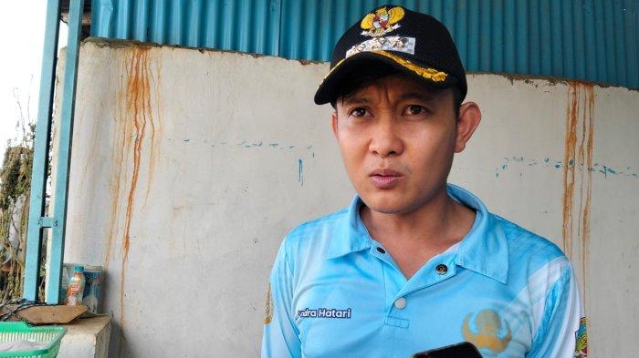 Camat Sesayap, Indra Hatari saat ditemui di lokasi kebakaran Jl Jenderal Sudirman, Tideng Pale, Kecamatan Sesayap, Kabupaten Tana Tidung, Kaltara, Jum'at (24/1/2025). (TribunKaltara.com/Rismayanti)