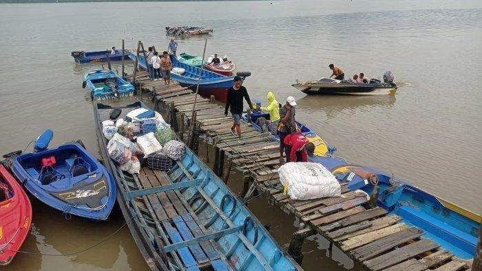 DERMAGA HAJI PUTRI - Situasi Dermaga Haji Putri, RT 017, Jalan Tien Soeharto, Kelurahan Nunukan Timur, Kabupaten Nunukan, Kalimantan Utara (Kaltara), Jumat (11/07/2025), pagi.