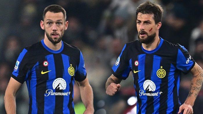 Dua bek veteran Inter Milan, Stefan De Vrij dan Francesco Acerbi. (Kolase TribunKaltara.com / inter.it)