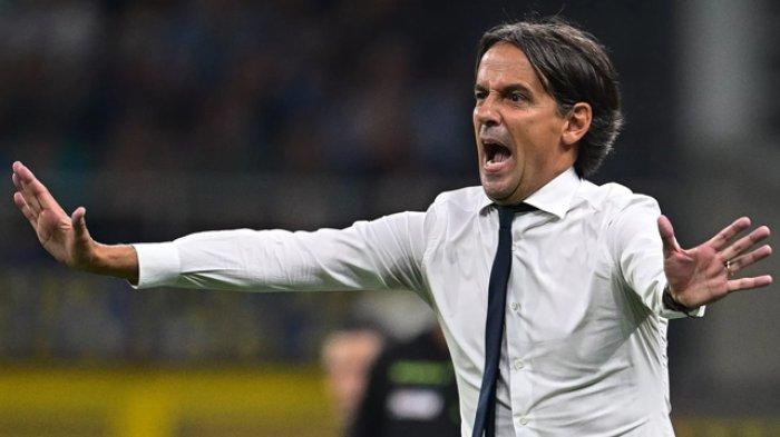 Reaksi pelatih Nerazzurri, Simone Inzaghi pada laga Inter Milan vs Sassuolo, giornata 6 Liga Italia Serie A, di Stadion Giuseppe Meazza, Kamis (28/9/2023).