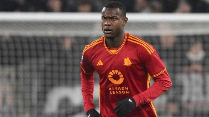 Pemain AS Roma, Evan Ndicka.