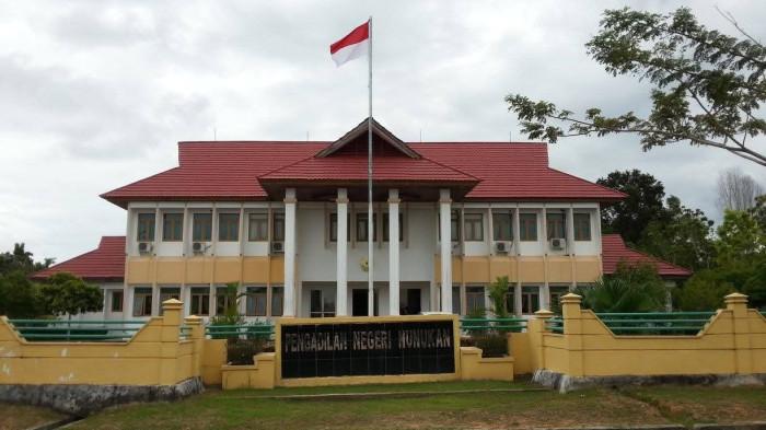 PENGADILAN NEGERI NUNUKAN - Gedung Pengadilan Negeri Nunukan, Jalan Ujang Dewa, Sedadap, Kecamatan Nunukan Selatan.