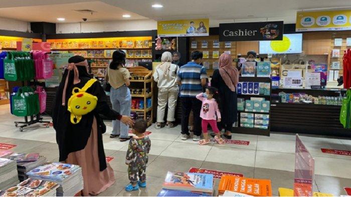 Memasuki tahun ajaran baru, Gramedia kembali menghadirkan serangkaian penawaran istimewa untuk berbagai produk unggulan.