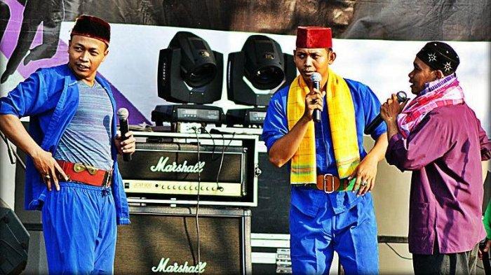 Ilustrasi lenong - Simak kumpulan pantun Betawi lucu yang cocok dipakai untuk ngelenong, dijamin bikin penonton ngakak.