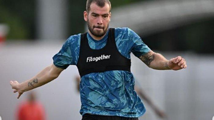 Malam ini, Wiljan Pluim dan kolega di Borneo FC akan jajal kekuatan tuan rumah Madura United di leg pertama championship series Liga 1.