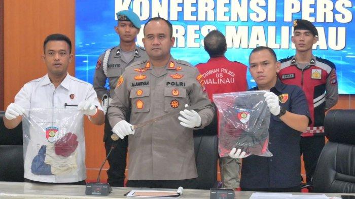 JUMPA PERS - Jumpa pers dipimpin Wakapolres Malinau bersama Kasatreskrim Polres Malinau mengungkap kasus kekerasan perempuan dan anak dengan tersangka TI yang merupakan ayah kandung korban di Mapolres Malinau, Rabu (25/6/2025). Perbuatan bejat tersebut diduga dilakukan berulang kali oleh pelaku kepada anaknya sejak 10 tahun lalu.
(TRIBUNKALTARA.COM / MOHAMMAD SUPRI)