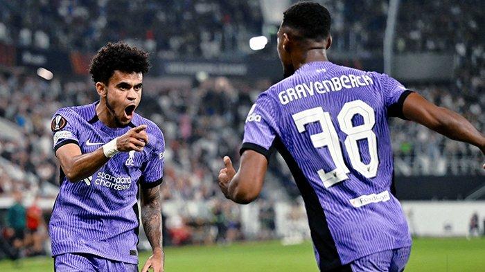 Luis Diaz saat selebrasi gol hasil assist Ryan Gravenberch di Europa League melawan LASK