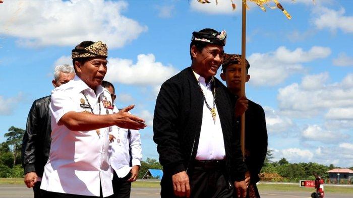 TARGETKAN SWASEMBADA PANGAN – Menteri Pertanian (Mentan) Andi Amran Sulaiman saat memberikan arahan dan meminta komitmen Pemprov Kaltara dalam percepatan swasembada pangan di Kaltara, Rabu (7/5/2025). (TribunKaltara.com / Desi Kartika Ayu Nuryana)