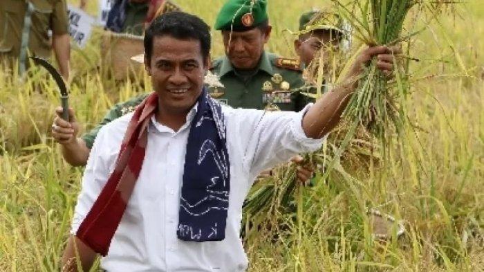 KUNKER KE BULUNGAN - Menteri Pertanian RI Andi Amran Sulaiman saat melakukan kunjungan ke daerah. Mentan diagendakan akan ke Bulungan, Kaltara. Simak profil Andi Amran Sulaiman, Menteri Pertanian atau Mentan era Jokowi dan Prabowo yang dijadwalkan kunjungi Kalimantan Utara hari ini.