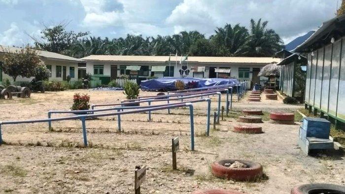 MESS KARYAWAN - Lokasi mess karyawan PT Karangjoang Hijau Lestari (KHL) di Kecamatan Tulin Onsoi, Kabupaten Nunukan, Provinsi Kalimantan Utara. Foto diambil pada 2024. Sebanyak 700 karyawan PT KHL mogok kerja selama sebulan.