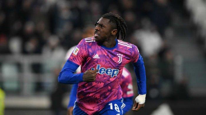 Pemain Juventus, Moise Kean - Striker 23 tahun asal Italia ini selangkah lagi akan bergabung dengan tim La Liga, Atletico Madrid dengan status pinjaman sampai akhir musim nanti. Bintang Bianconeri ini akan meninggalkan skuad Massimiliano Allegri yang sedang menatap laga kontra Inter Milan.