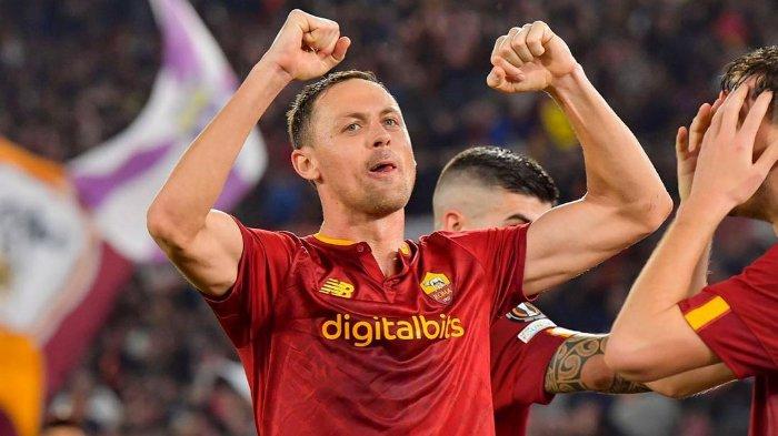 Pemain AS Roma, Nemanja Matic.
