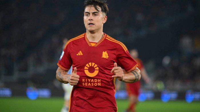 Pemain AS Roma, Paulo Dybala - Bomber asal Argentina itu kembali ke starting XI racikan Daniele De Rossi untuk laga kontra Salernitana di Liga Italia Serie A pekan 22 di Stadio Arechi pada Selasa (30/1/2024).