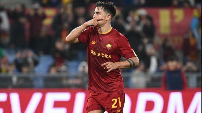 Pemain AS Roma, Paulo Dybala - Klausul rilis La Joya dengan Giallorossi itu menjadi buah bibir, pasalnya klub non-Italia justru berkesempatan besar untuk mengangkut sang pemain pada bursa transfer musim panas nanti. Simak cara kerja klausulnya berikut ini.