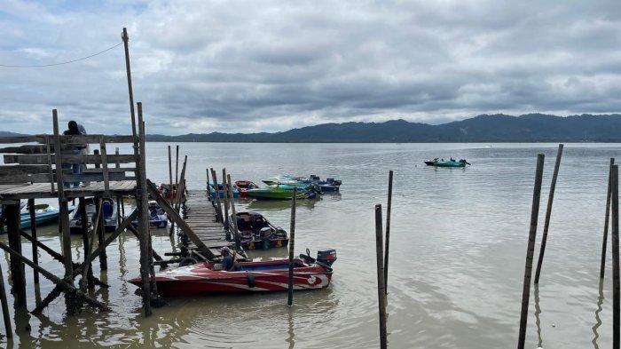 DERMAGA HAJI PUTRI - Dermaga Tradisional Haji Putri di Kecamatan Nunukan, Kabupaten Nunukan yang diduga menjadi lokasi penangkapan dua oknum anggota Polres Nunukan. Foto diambil pada Kamis (10/07/2025), siang
