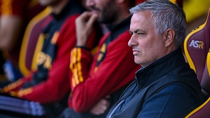 Pelatih AS Roma, Jose Mourinho (asroma.com)