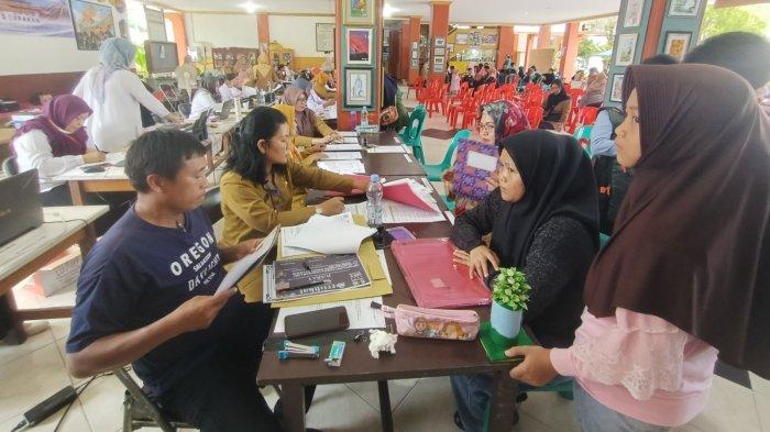 PPDB - Penerimaan murid baru tahun 2024 lalu di salah satu SD dan SMP di Tarakan. TRIBUNKALTARA.COM/ANDI PAUSIAH