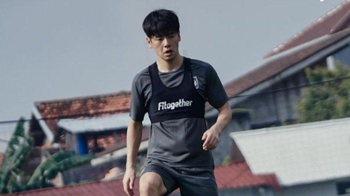 FOTO Penyerang PSIS Semarang Taisei Marukawa. Menilik susunan pemain Persib Bandung vs PSIS Semarang hari ini di Liga 1 yang tayang di Indosiar, Big Match malam ini akan sajikan duel Ciro Alves dan Taisei Marukawa
