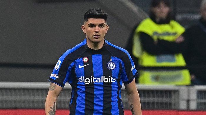 Raoul Bellanova ketika memperkuat Inter Milan.