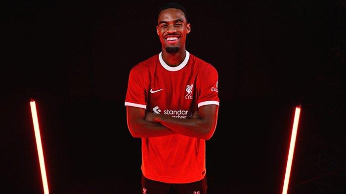 Ryan Gravenberch resmi direkrut Liverpool