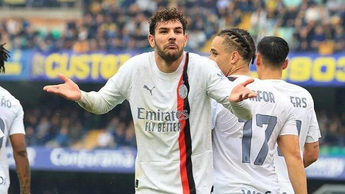 Selebrasi Theo Hernandez dalam laga Hellas Verona vs AC Milan di Liga Italia Serie A.