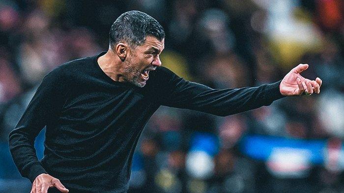 DALAM TEKANAN - Pelatih AC Milan, Sergio Conceicao dalam tekanan setelah hasil minor yang diraih Rossoneri dalam beberapa laga terakhir di Liga Italia Serie A.