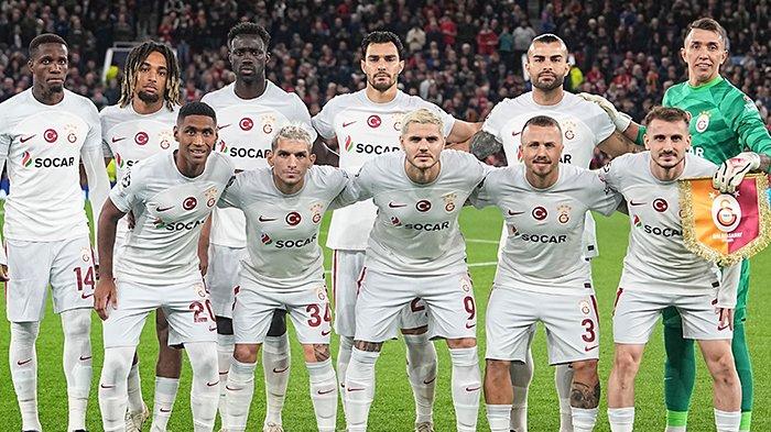 Skuad Galatasaray pada pertandingan grup A Liga Champions melawan Manchester United di Stadion Old Trafford, Rabu (4/10/2023).