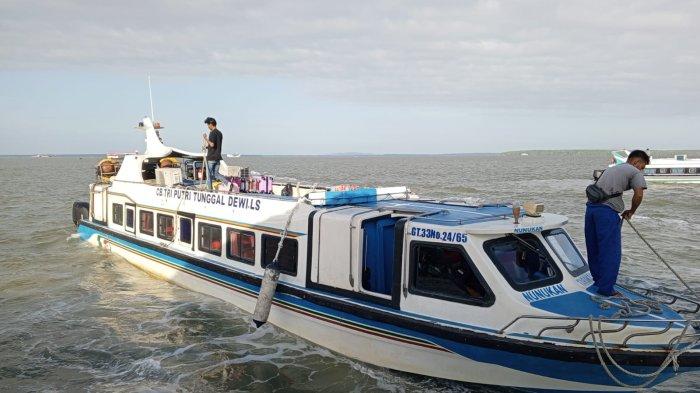 Speedboat reguler siap bertolak dari Pelabuhan PLBL Liem Hie Djung Nunukan, belum lama ini.