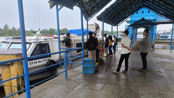 Speedboat reguler siap bertolak dari Pelabuhan PLBL Liem Hie Djung Nunukan, belum lama ini.