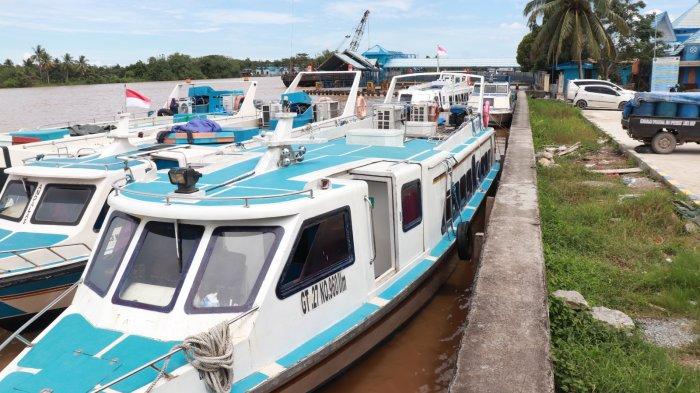 SPEEDBOAT REGULER - Aktivitas d Pelabuhan Kayan II Tajung Selor, Bulungan Kalimantan Utara setiap harinnya, sebanyak 23 armada speedboat reguler disiapkan menuju Tarakan hari ini, Rabu (19/2/2025)