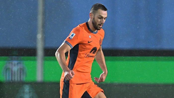 Penampilan Stefan De Vrij bersama Inter Milan di Liga Italia Serie A musim 2023/2024.