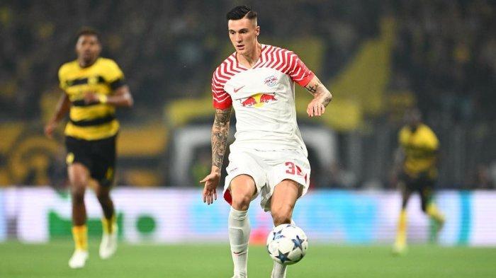 Striker rb leipzig Benjamin Sesko.