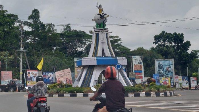 Tampilan Tugu Lemlai Suri Setelah Dilakukan Revitalisasi dan Pemasangan Patung Putri Lemlai Suri dan Telur Pecah (TribunKaltara.com / Desi Kartika)
