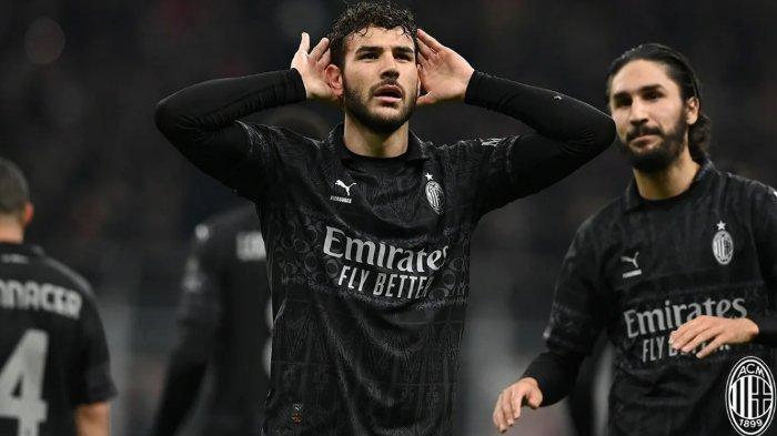Pemain AC Milan, Theo Hernandez - Demi mengangkut fullback asal Prancis tersebut, tim papan atas Bundesliga, Bayern Muenchen rela rogoh kocek sampai triliunan rupiah.