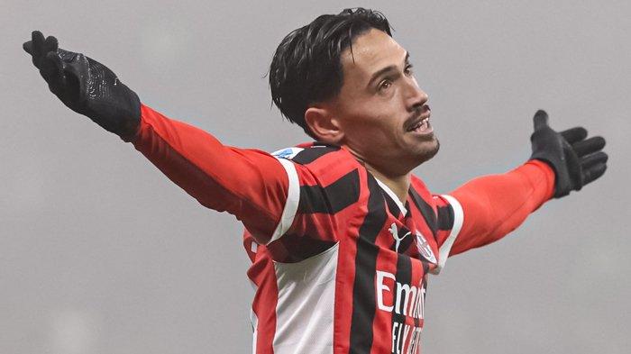 DIJUAL - Selebrasi Tijjani Reijnders ketika mencetak gol untuk AC Milan ke gawang Empoli, pada pertandingan pekan 14 Liga Italia Serie A, di Stadion San Siro, Minggu (1/12/2024). Gelandang asal Belanda ini jadi pemain pertama yang dilepas AC Milan pada bursa transfer musim panas 2025/2026.