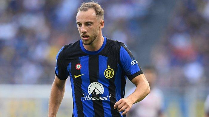 Wingback Inter Milan, Carlos Augusto.