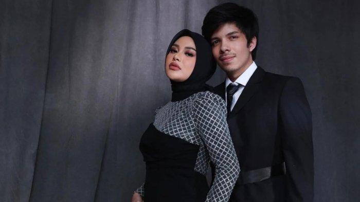 Atta Halilintar jadi suami siaga di kehamilan kedua sang istri(Instagram/@aurelie.hermansyah)
