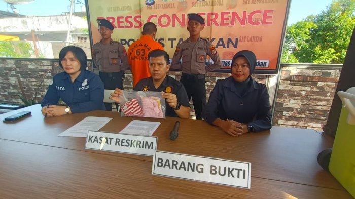 Pelaku saat ditampilkan dalam rilis pers yang disampaikan Kasat Reskrim Polres Tarakan, AKP Randhya Sakthika Putra, Kamis (3/8/2023) terkait tindak pidana pencabulan terhadap anak didampingi Kanit PPA dan Kasi Humas Polres Tarakan. TRIBUNKALTARA.COM/ANDI PAUSIAH