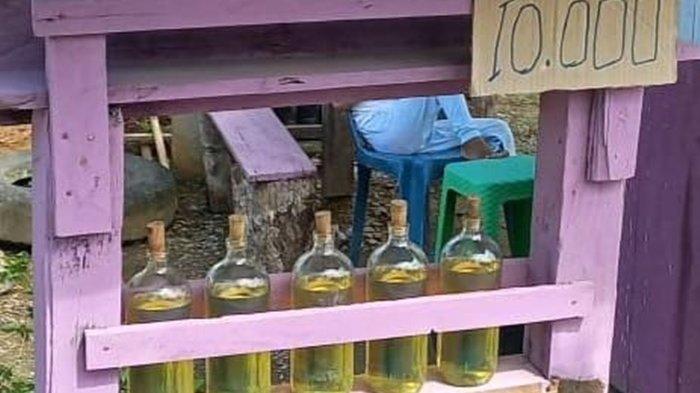 BBM eceran asal Malaysia yang dijual oleh pedagang di Pulau Sebatik, Kabupaten Nunukan.
