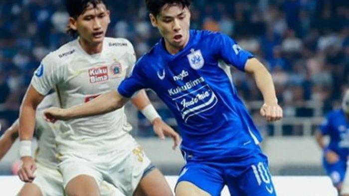 FOTO Taisei Marukawa (biru) saat bela PSIS Semarang di Liga 1.