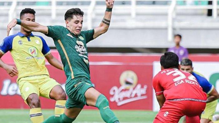 FOTO Persebaya Surabaya vs Barito Putera di Liga 1 musim lalu.